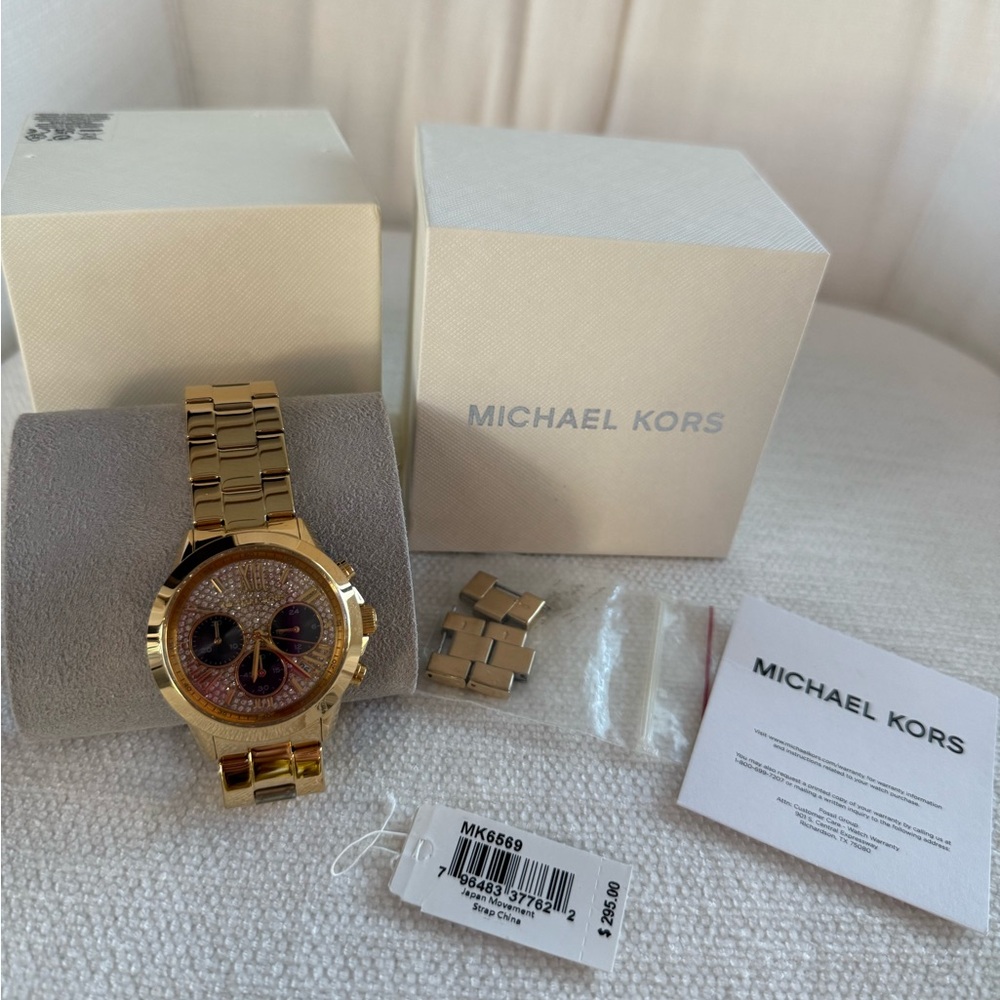 Gold Watch with Crystal Accents - Picture 12 of 12